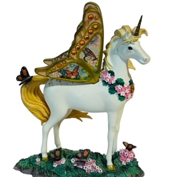 Unicorn Figurine Pegasus Hamilton Collection Flights Fancy Sweet Serenity Gift